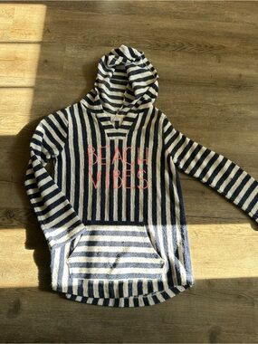 Old Navy- navy and White Striped 'Beach Vibes' Hoodie pre teen girl